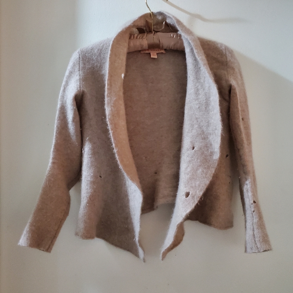 Wyeth NY cashmere cardigan sweater, XS, a bit avante garde!